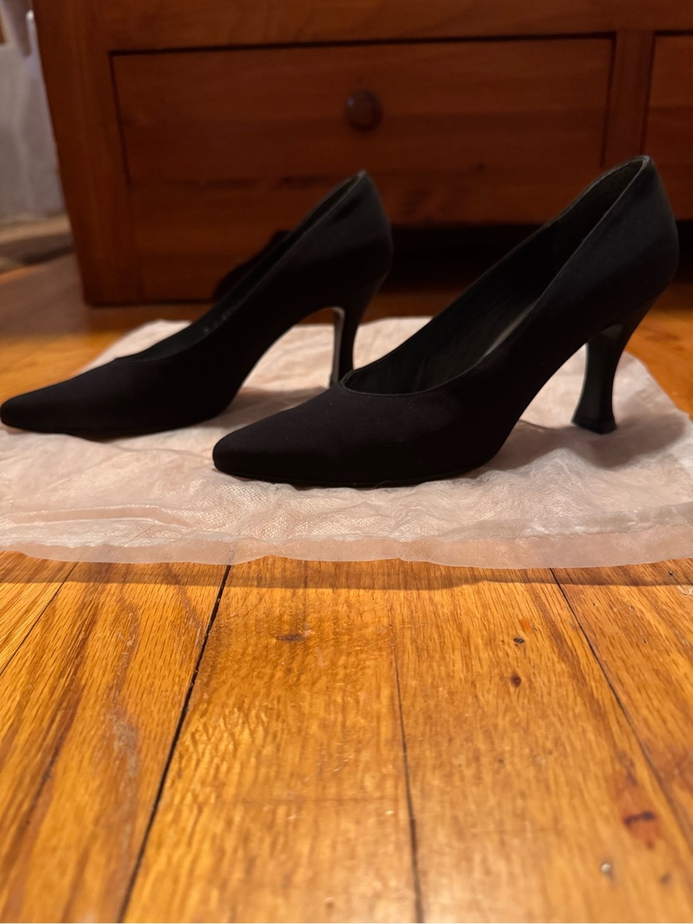 Beautiful Black Stuart Weitzman Supersculpt Pump(Nordstrom Exclusive), size 7AA